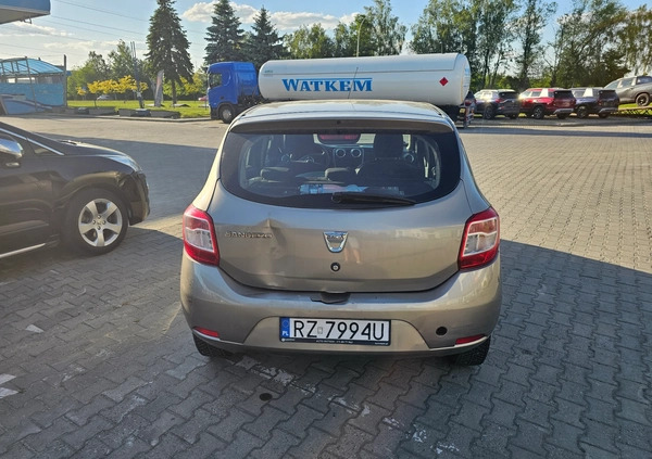 Dacia Sandero cena 13407 przebieg: 248000, rok produkcji 2015 z Rzeszów małe 67